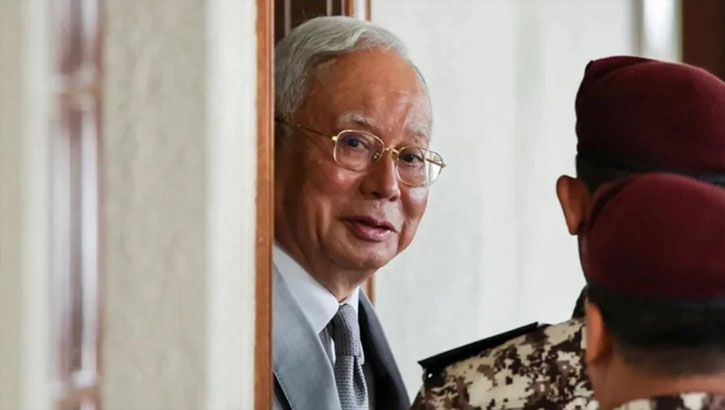 প্রায় ৩ বিলিয়ন ডলার জরিমানা